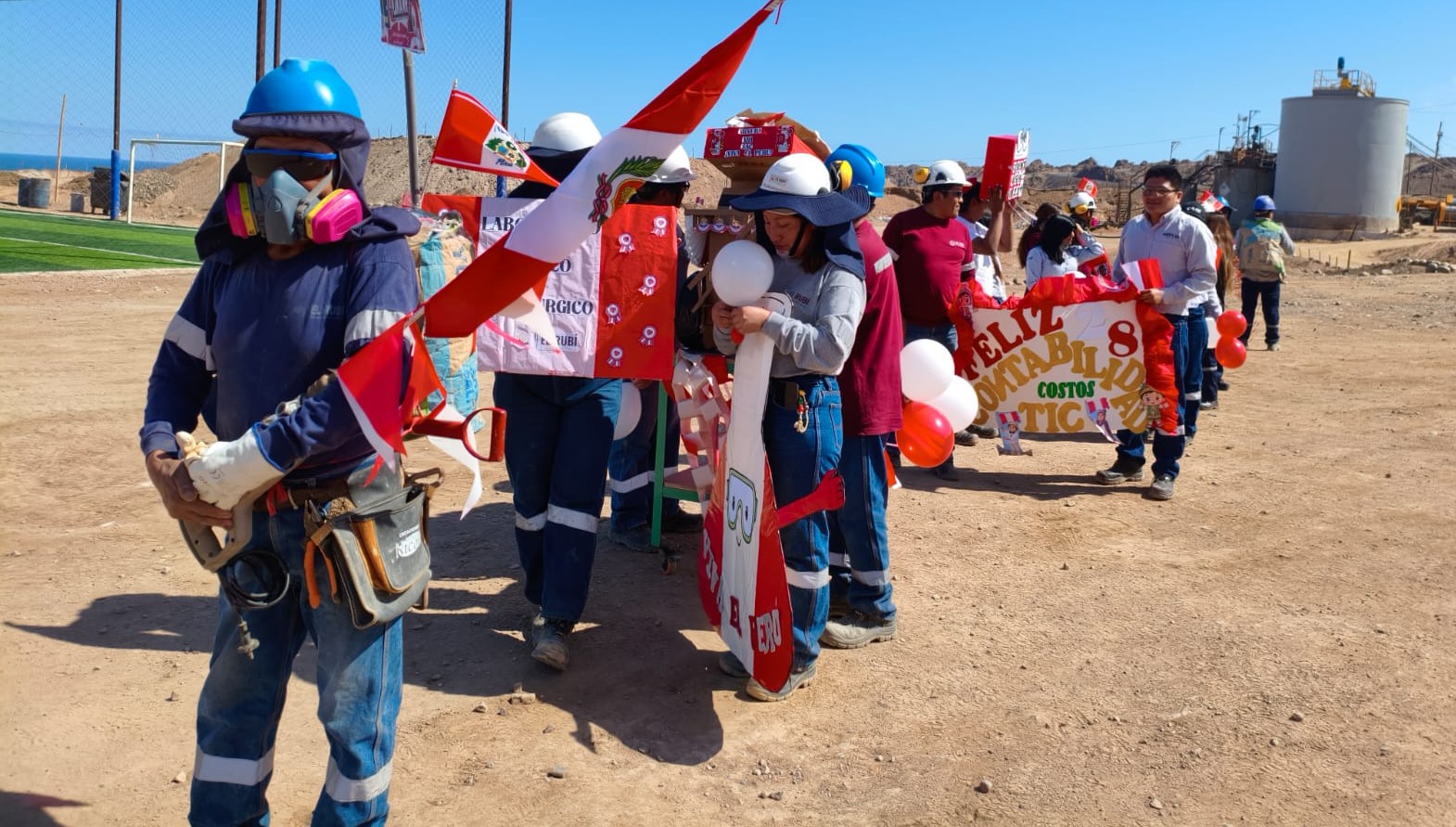 Minera MH celebra las Fiestas Patrias
